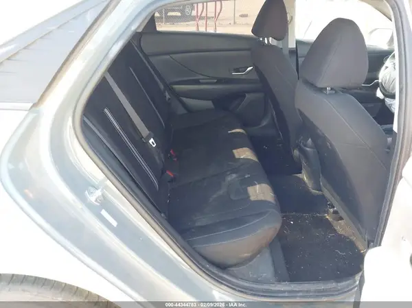 KMHLM4AG1PU410079 2023 HYUNDAI ELANTRA - Image 8