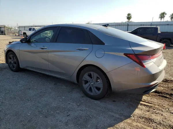 KMHLM4AG1PU410146 2023 HYUNDAI ELANTRA - Image 2