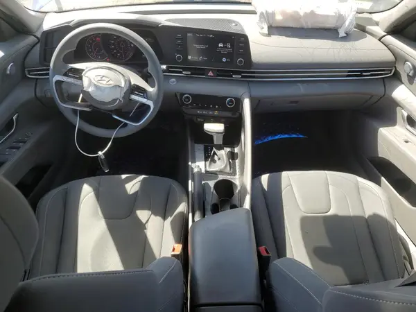 KMHLM4AG1PU417291 2023 HYUNDAI ELANTRA - Image 8