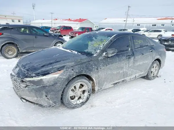 KMHLM4AG1PU433555 2023 HYUNDAI ELANTRA - Image 2