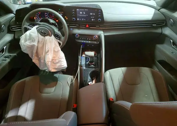 KMHLM4AG1PU436939 2023 HYUNDAI ELANTRA - Image 8
