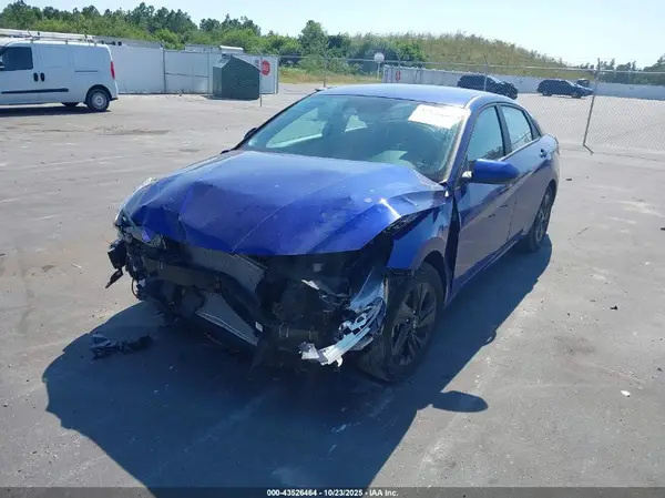KMHLM4AG1PU438836 2023 HYUNDAI ELANTRA - Image 2