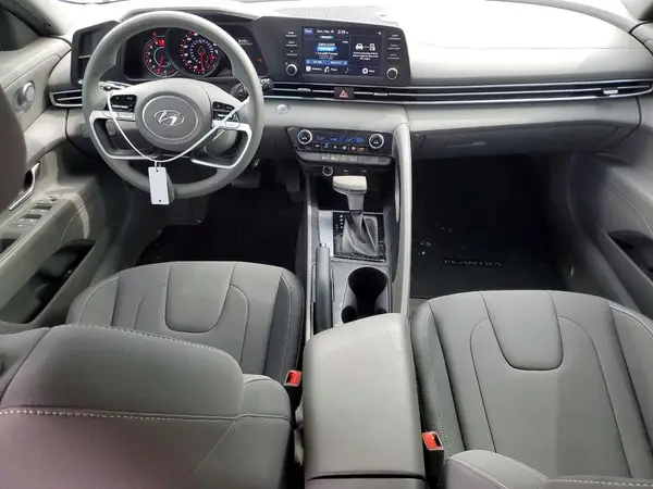 KMHLM4AG1PU439131 2023 HYUNDAI ELANTRA - Image 8