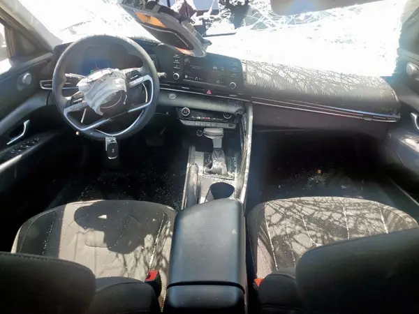 KMHLM4AG1PU440487 2023 HYUNDAI ELANTRA - Image 8