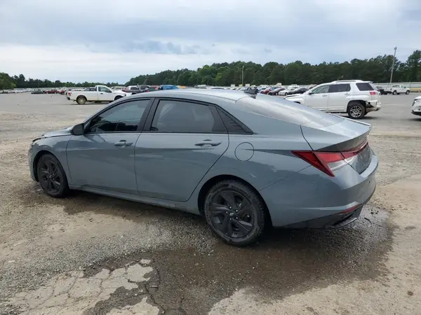 KMHLM4AG1PU443275 2023 HYUNDAI ELANTRA - Image 2