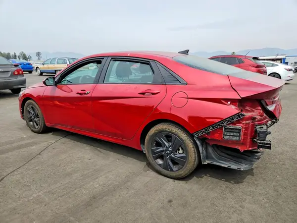 KMHLM4AG1PU446032 2023 HYUNDAI ELANTRA - Image 2