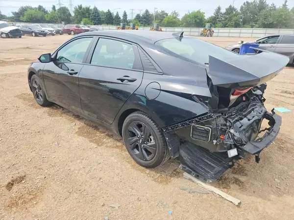KMHLM4AG1PU446970 2023 HYUNDAI ELANTRA - Image 2