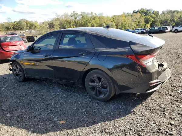 KMHLM4AG1PU450257 2023 HYUNDAI ELANTRA - Image 2