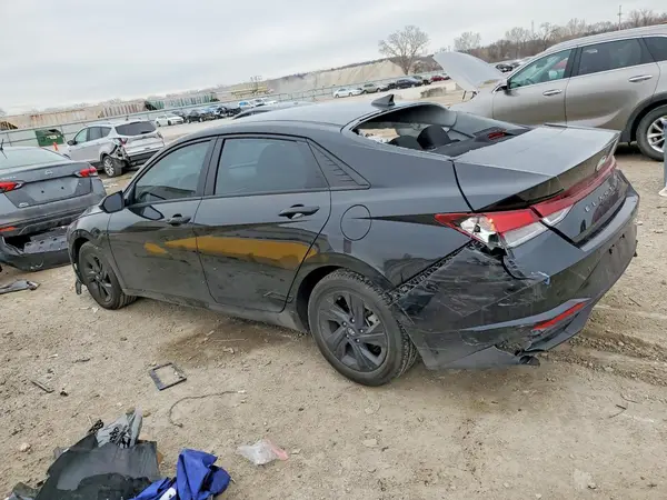 KMHLM4AG1PU463672 2023 HYUNDAI ELANTRA - Image 2