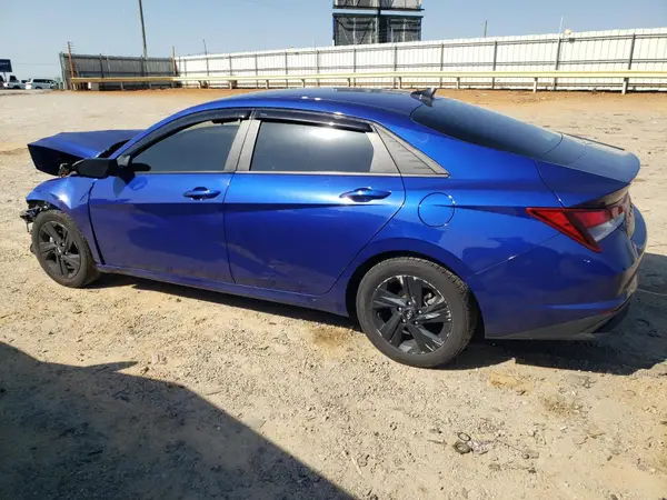 KMHLM4AG1PU466281 2023 HYUNDAI ELANTRA - Image 2