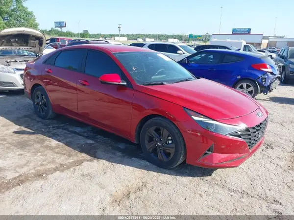 KMHLM4AG1PU467138 2023 HYUNDAI ELANTRA - Image 1