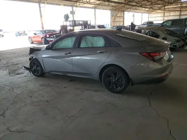 KMHLM4AG1PU479502 2023 HYUNDAI ELANTRA - Image 2
