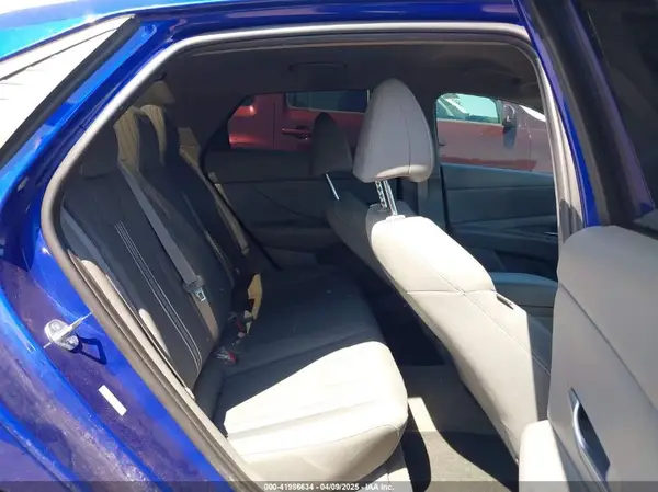 KMHLM4AG1PU484361 2023 HYUNDAI ELANTRA - Image 8