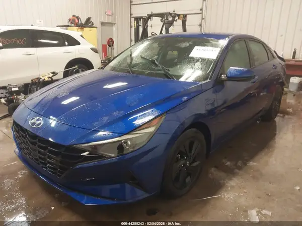 KMHLM4AG1PU508397 2023 HYUNDAI ELANTRA - Image 2