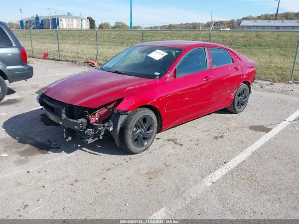 KMHLM4AG1PU520646 2023 HYUNDAI ELANTRA - Image 2