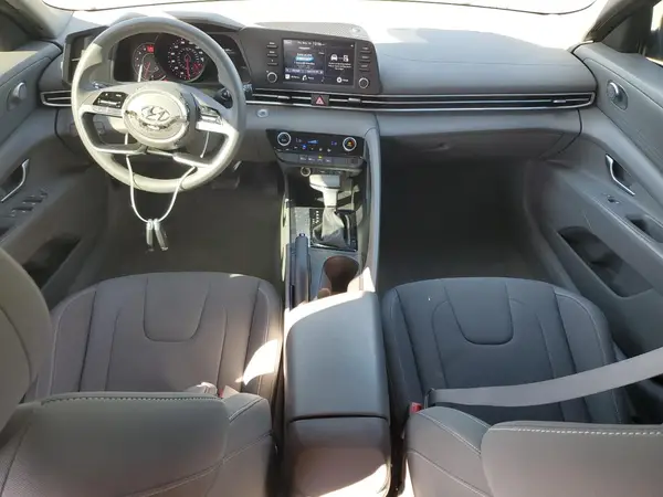 KMHLM4AG1PU526785 2023 HYUNDAI ELANTRA - Image 8