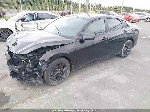 KMHLM4AG1PU527080 2023 HYUNDAI ELANTRA - Image 2