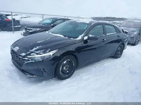 KMHLM4AG1PU532442 2023 HYUNDAI ELANTRA - Image 2