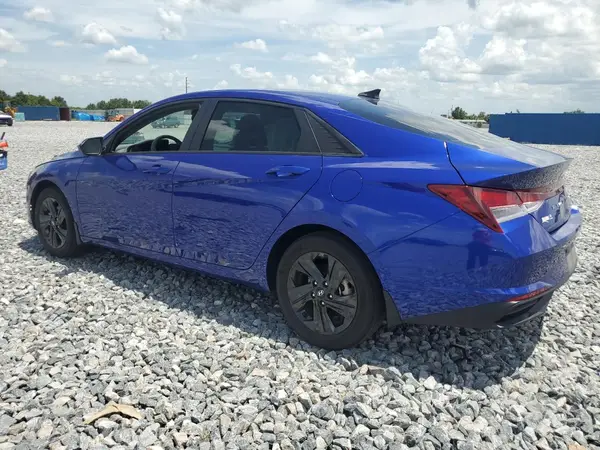 KMHLM4AG1PU570589 2023 HYUNDAI ELANTRA - Image 2