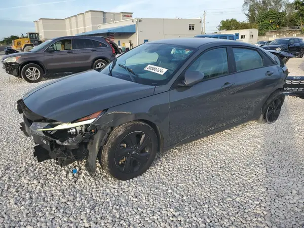 KMHLM4AG1PU573282 2023 HYUNDAI ELANTRA - Image 1