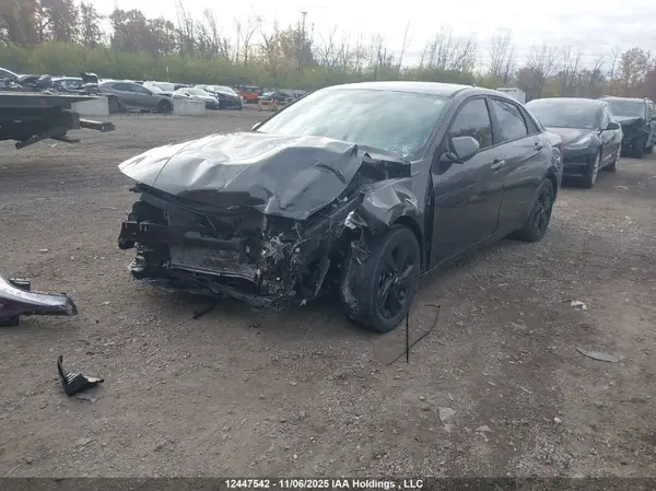 KMHLM4AG1PU578384 2023 HYUNDAI ELANTRA - Image 2