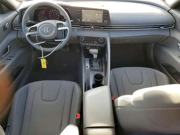 KMHLM4AG1PU582130 2023 HYUNDAI ELANTRA - Image 8
