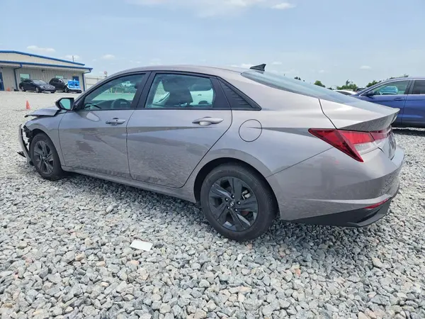 KMHLM4AG1PU584704 2023 HYUNDAI ELANTRA - Image 2