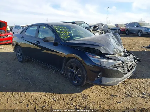 KMHLM4AG1PU590325 2023 HYUNDAI ELANTRA - Image 1