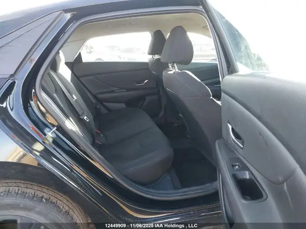 KMHLM4AG1PU590325 2023 HYUNDAI ELANTRA - Image 8