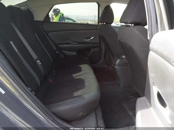 KMHLM4AG1PU594147 2023 HYUNDAI ELANTRA - Image 8