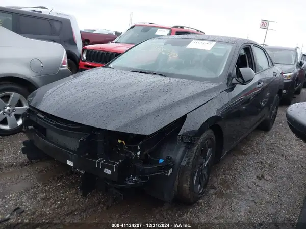 KMHLM4AG1PU596691 2023 HYUNDAI ELANTRA - Image 2