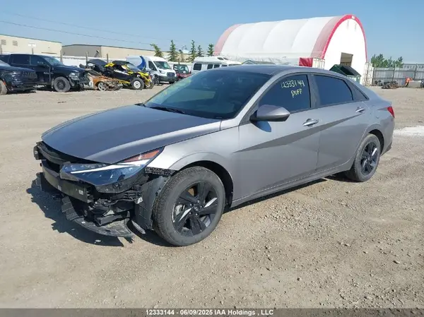 KMHLM4AG1PU598473 2023 HYUNDAI ELANTRA - Image 2