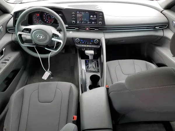 KMHLM4AG1PU627230 2023 HYUNDAI ELANTRA - Image 8