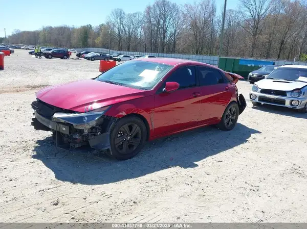 KMHLM4AG2MU066127 2021 HYUNDAI ELANTRA - Image 2