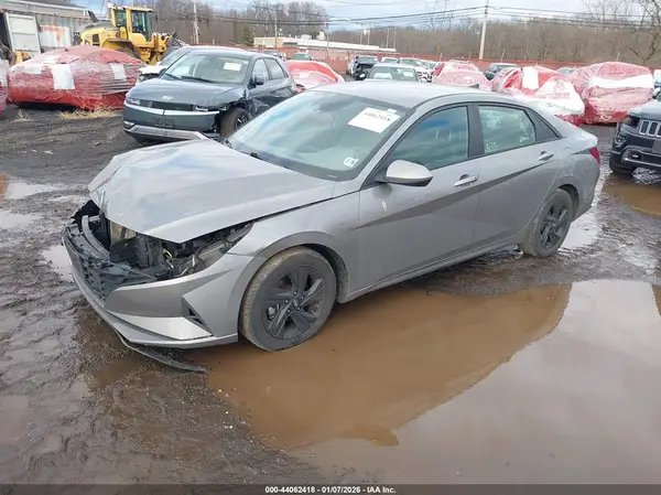 KMHLM4AG2MU066337 2021 HYUNDAI ELANTRA - Image 2