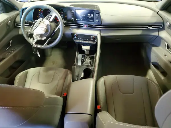 KMHLM4AG2MU068377 2021 HYUNDAI ELANTRA - Image 8