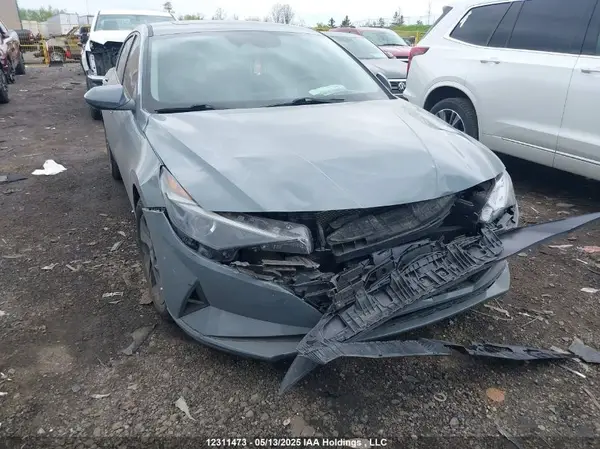 KMHLM4AG2MU069898 2021 HYUNDAI ELANTRA - Image 1