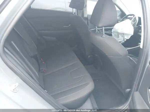 KMHLM4AG2MU069898 2021 HYUNDAI ELANTRA - Image 8