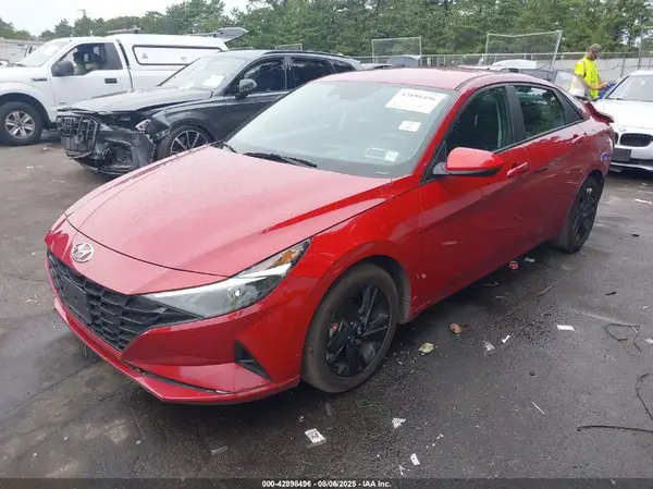 KMHLM4AG2MU072428 2021 HYUNDAI ELANTRA - Image 2