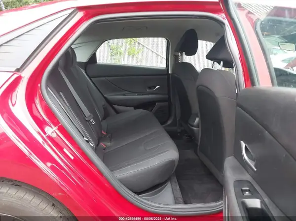 KMHLM4AG2MU072428 2021 HYUNDAI ELANTRA - Image 8