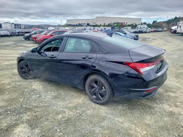 KMHLM4AG2MU087785 2021 HYUNDAI ELANTRA - Image 2