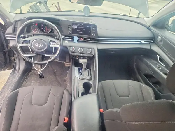 KMHLM4AG2MU087785 2021 HYUNDAI ELANTRA - Image 8