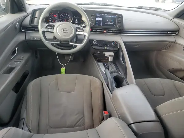 KMHLM4AG2MU101460 2021 HYUNDAI ELANTRA - Image 8