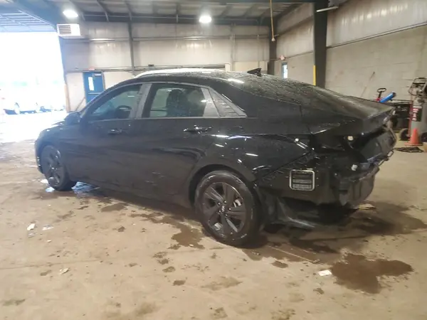 KMHLM4AG2MU127444 2021 HYUNDAI ELANTRA - Image 2