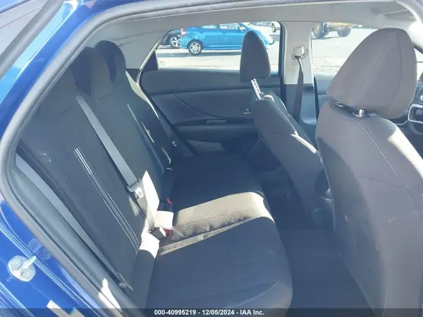 KMHLM4AG2MU138024 2021 HYUNDAI ELANTRA - Image 8