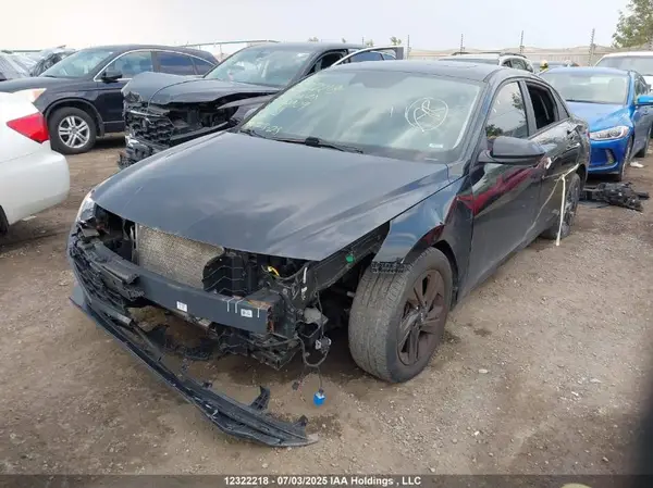 KMHLM4AG2MU141909 2021 HYUNDAI ELANTRA - Image 2