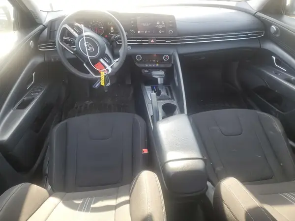 KMHLM4AG2MU156135 2021 HYUNDAI ELANTRA - Image 8