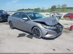 KMHLM4AG2MU156555 2021 HYUNDAI ELANTRA