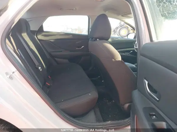 KMHLM4AG2MU169631 2021 HYUNDAI ELANTRA - Image 8