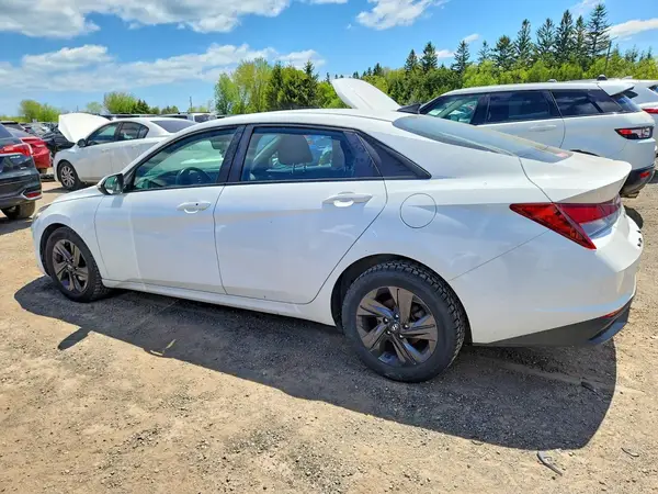 KMHLM4AG2MU172173 2021 HYUNDAI ELANTRA - Image 2